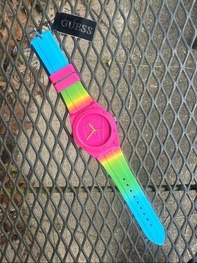 Guess Wristwatch 💗💛💚